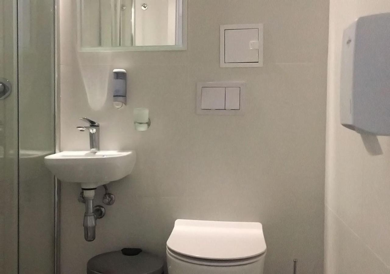 Kyivpasservis Hotel Экстерьер фото